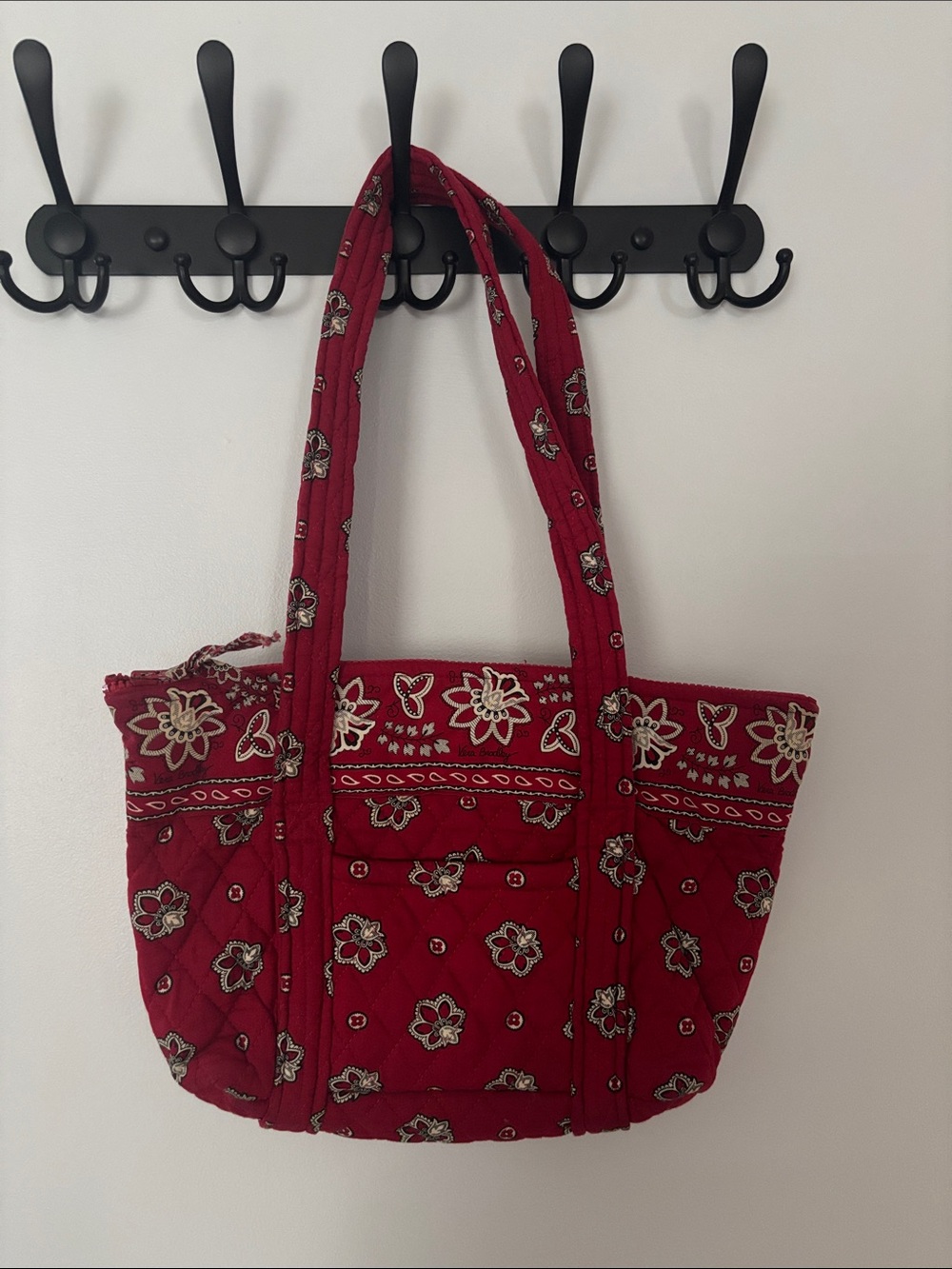 Vera Bradley red tote bag